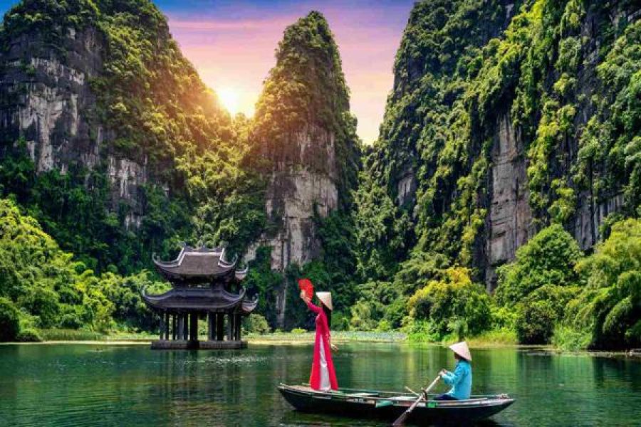 5 Days / 4 Nights Hanoi – Halong (On Boat) – Tam Coc