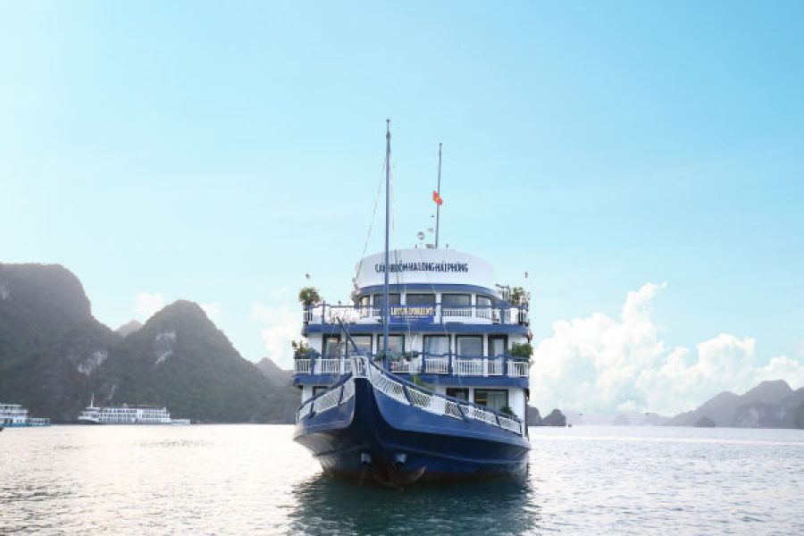 Lotus D’Orient cruise – 2 Days /  1 Night Halong – Lan Ha Bay